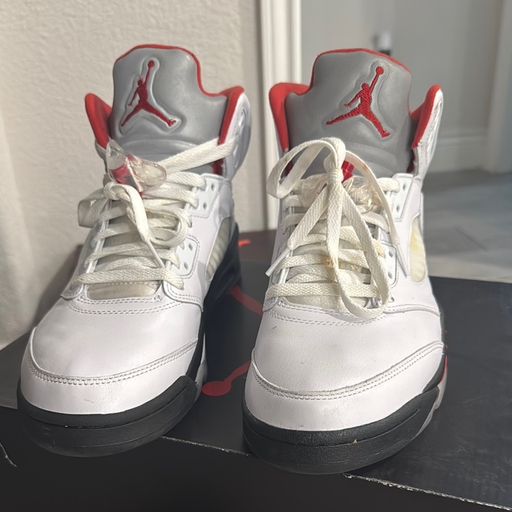 Nike Air Jordan 5 Retro White Red Sneakers - Picture 3 of 6